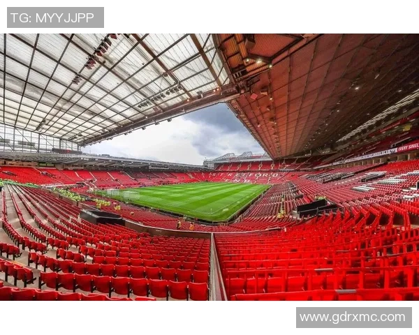 世界杯惊天冷门里昂狂胜曼联五球引爆全场激情时刻回顾