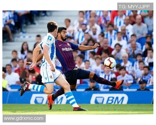 中超激战那不勒斯逆转巴萨点球大战引燃全场激情