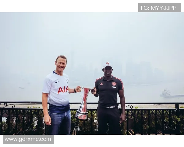 德甲精彩对决曼联与尤文图斯握手言和引发全场热议与数据分析