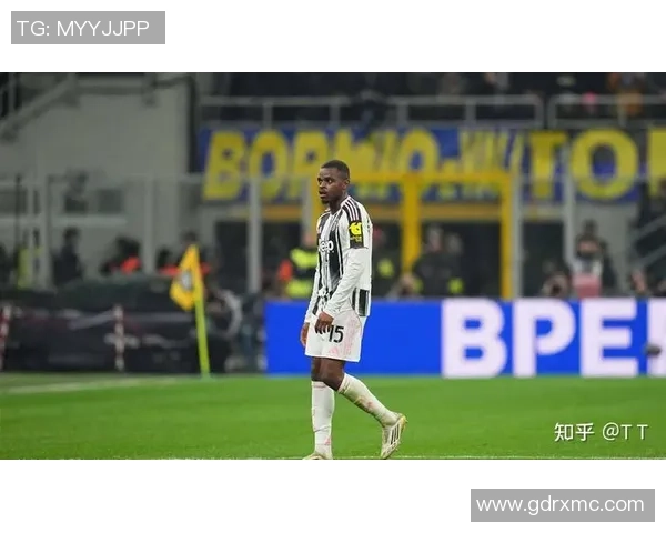 意甲激战国米与本菲卡战成平局绝杀时刻引发争议与热议