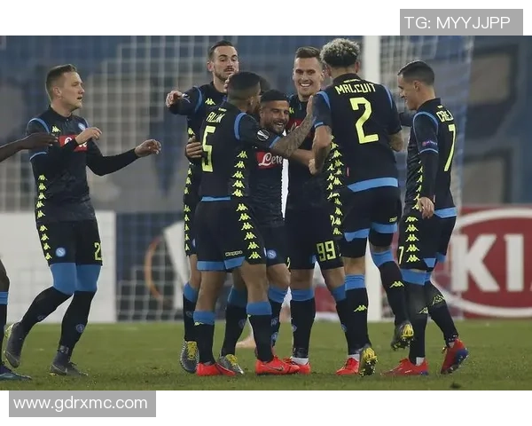 欧联杯精彩对决那不勒斯与马竞战成平局战术解析与绝杀时刻回顾